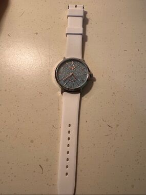 Roxy “The Royal” Watch- White Silicone Band with Blue Glitter Face